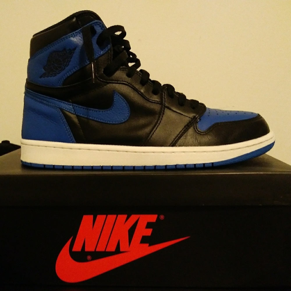 JORDAN 1 ROYAL SZ 10.5 VNDS